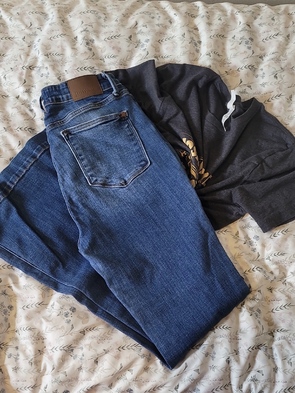 Judy Blue Mid Wash Blue Flare Jeans